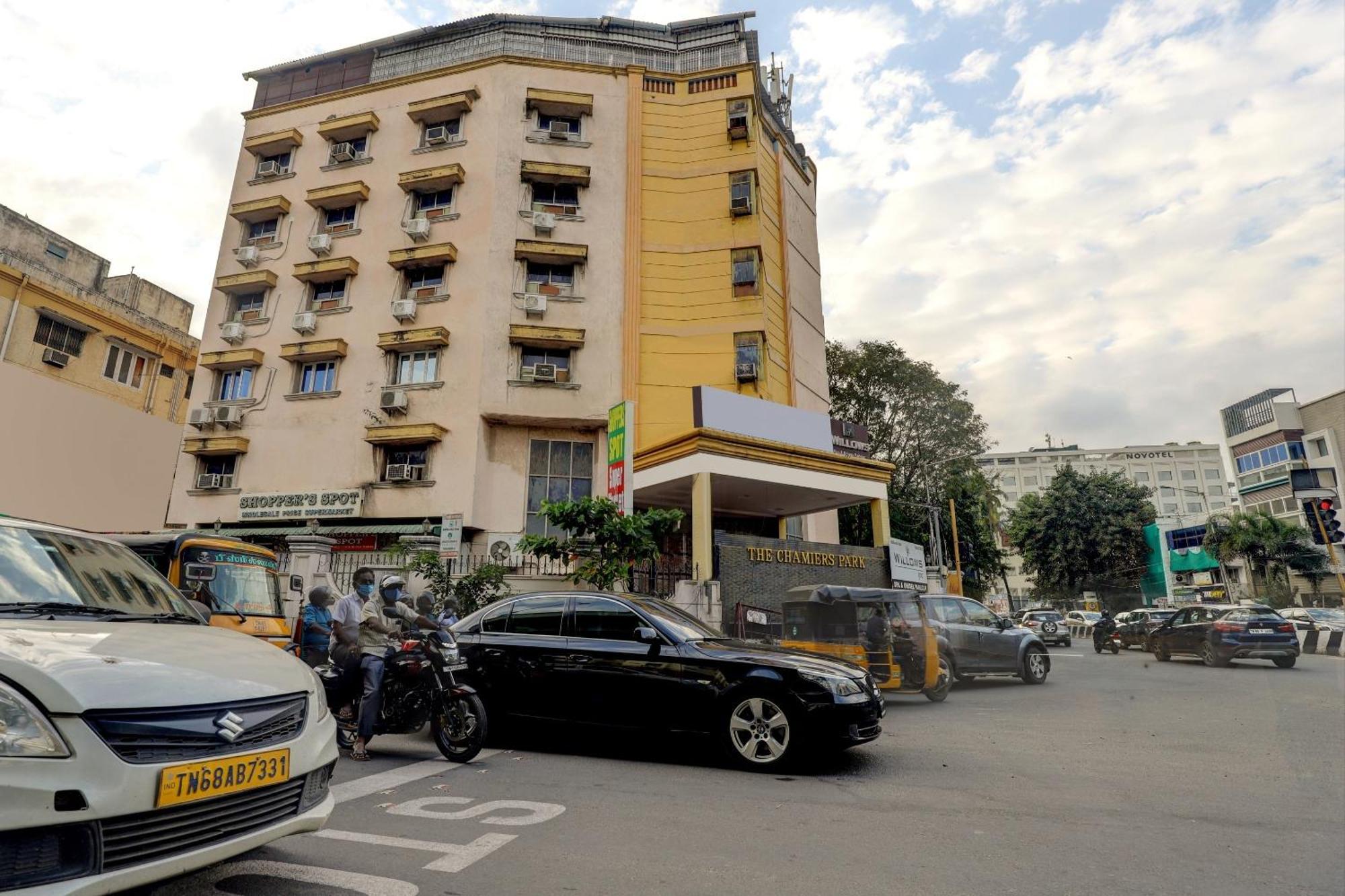 Fabhotel Chamiers Park - Nandanam Chennai Exterior photo