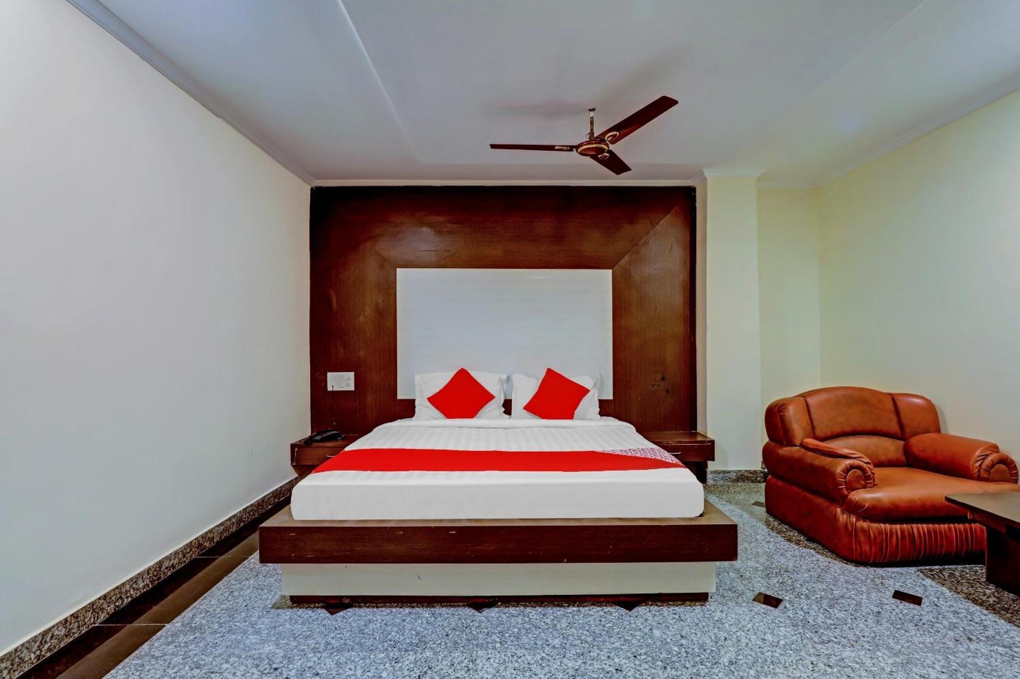 Fabhotel Chamiers Park - Nandanam Chennai Exterior photo