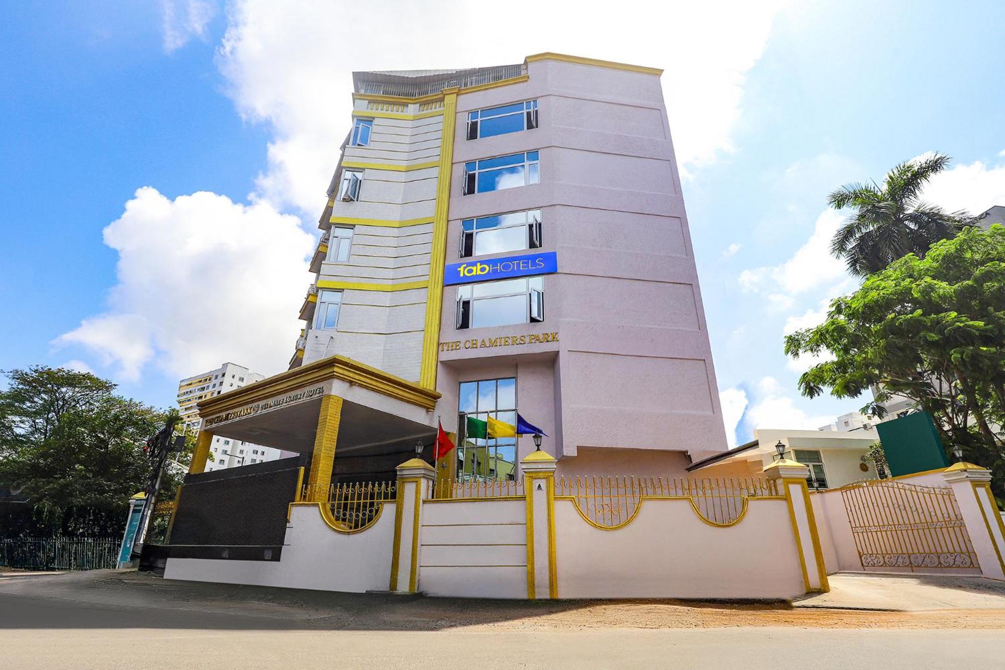 Fabhotel Chamiers Park - Nandanam Chennai Exterior photo